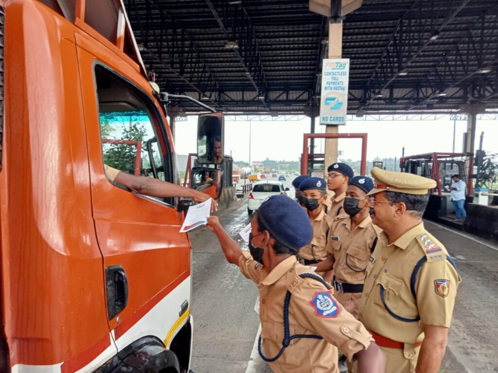 pudukad traffic awarness