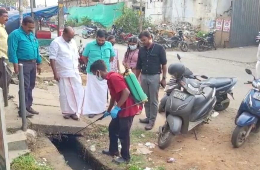 എന്‍സിടിവി ഇംപാക്ട്. പുതുക്കാട് അങ്ങാടിയിലെ കാനകളില്‍ മലിനജലം കെട്ടിക്കിടക്കുന്നത് മൂലമുള്ള കൊതുക് ശല്യത്തിന് താല്‍ക്കാലിക പരിഹാരമായി.