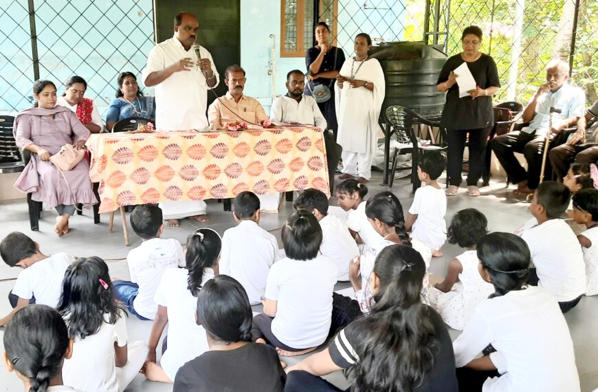  ഭാരതീയ ചികിത്സാ വകുപ്പ് പുതുക്കാട് ഗ്രാമ പഞ്ചായത്ത് ചെങ്ങാലൂര്‍ ഗവ. ആയുര്‍വേദ ഡിസ്‌പെന്‍സറിയില്‍ ഒരു മാസക്കാലം നീണ്ടു നിന്ന കുട്ടികളുടെ അവധിക്കാല യോഗ പരിശീലനത്തിന്റെ സമാപന സമ്മേളനവും സര്‍ട്ടിഫിക്കറ്റ് വിതരണവും നടത്തി