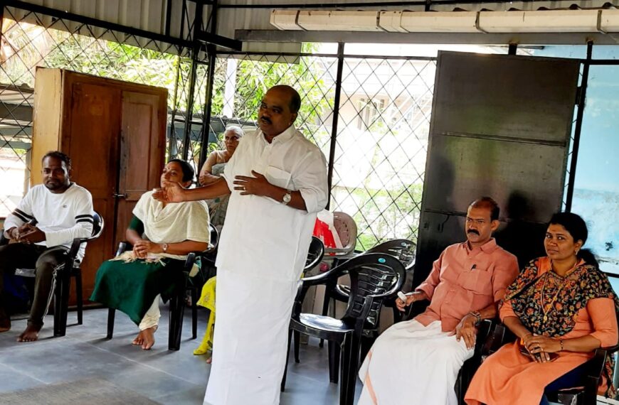 ആയുഷ് ഹെല്‍ത്ത് ആന്‍ഡ് വെല്‍നസ് പ്രോജക്ടിന്റെ ഭാഗമായി ചെങ്ങാലൂര്‍ ഗവ. ആയുര്‍വേദ ഡിസ്‌പെന്‍സറിയില്‍ കുട്ടികള്‍ക്കായ് യോഗ ക്ലാസ് ആരംഭിച്ചു