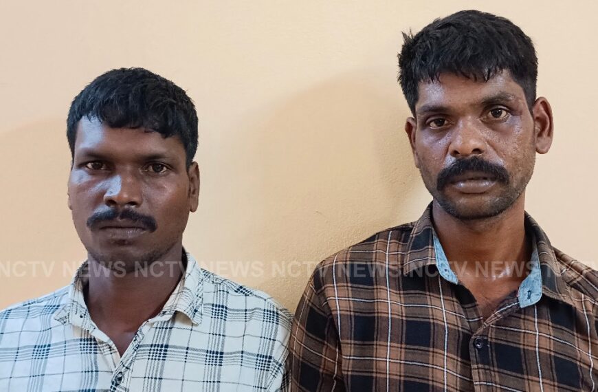 ചന്ദനം മുറിച്ചുകടത്തുന്നതിനിടെ 2 പേര്‍ പിടിയില്‍, പ്രതികളെ പിടികൂടുന്നതിനിടെ 4 വനപാലകര്‍ക്ക് പരുക്ക്, മറ്റു 2 പ്രതികള്‍ ഓടിരക്ഷപ്പെട്ടു