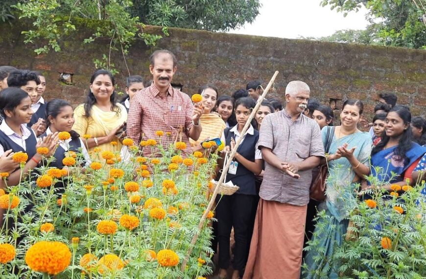 ക്ലാസ് മുറികളില്‍ പാഠപുസ്തകങ്ങളില്‍ മാത്രം വിദ്യാര്‍ത്ഥികളെ ഒതുക്കി നിര്‍ത്താതെ മണ്ണിനെ അറിയുകയാണ് പുതുക്കാട് ജിവിഎച്ച്എസ് സ്‌കൂളിലെ ഒരു കൂട്ടം വിദ്യാര്‍ത്ഥികള്‍