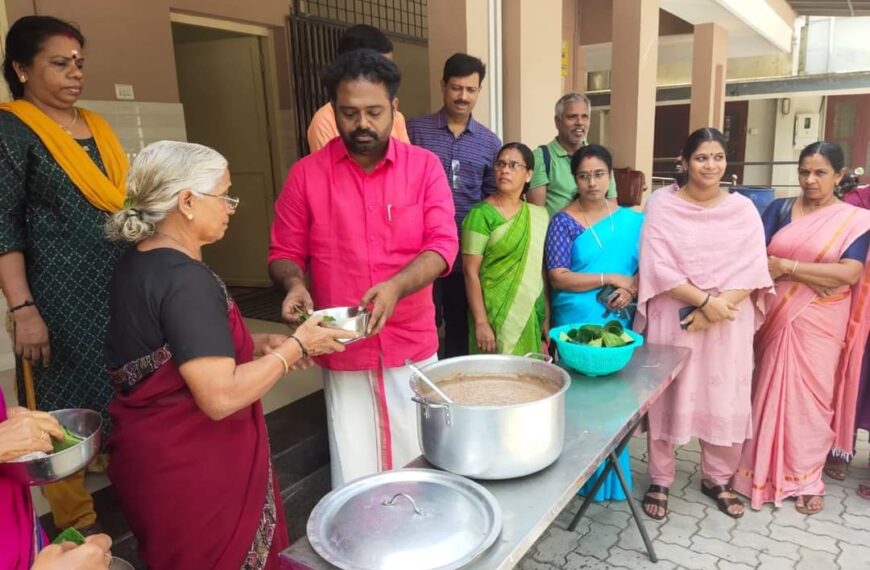 പറപ്പൂക്കര ഗ്രാമപഞ്ചായത്തിന്റെ നേതൃത്വത്തില്‍ നന്തിക്കര ജനകീയ ഹോട്ടലില്‍ 5 ദിവസം നീണ്ടു നില്‍ക്കുന്ന കഞ്ഞി വിതരണം ആരംഭിച്ചു