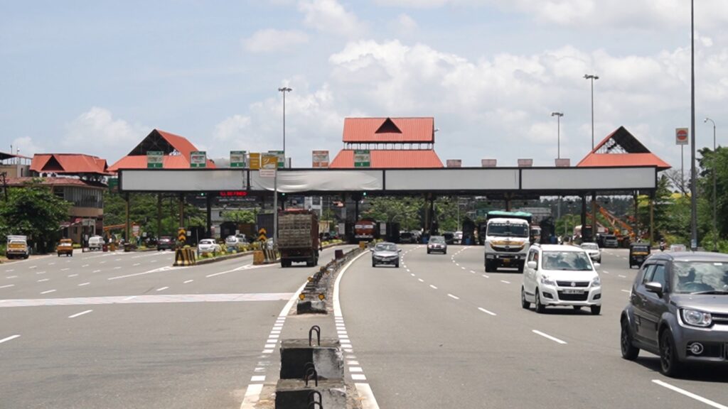 paliyekkara toll plaza