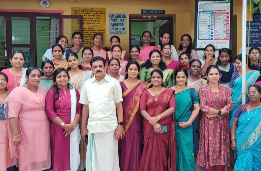 പുതുക്കാട് മണ്ഡലം നവകേരള സദസ്സിന് ഐക്യദാര്‍ഢ്യവുമായി ബൈക്ക് റാലി സംഘടിപ്പിക്കാനൊരുങ്ങി മഹിളാ കൂട്ടായ്മ