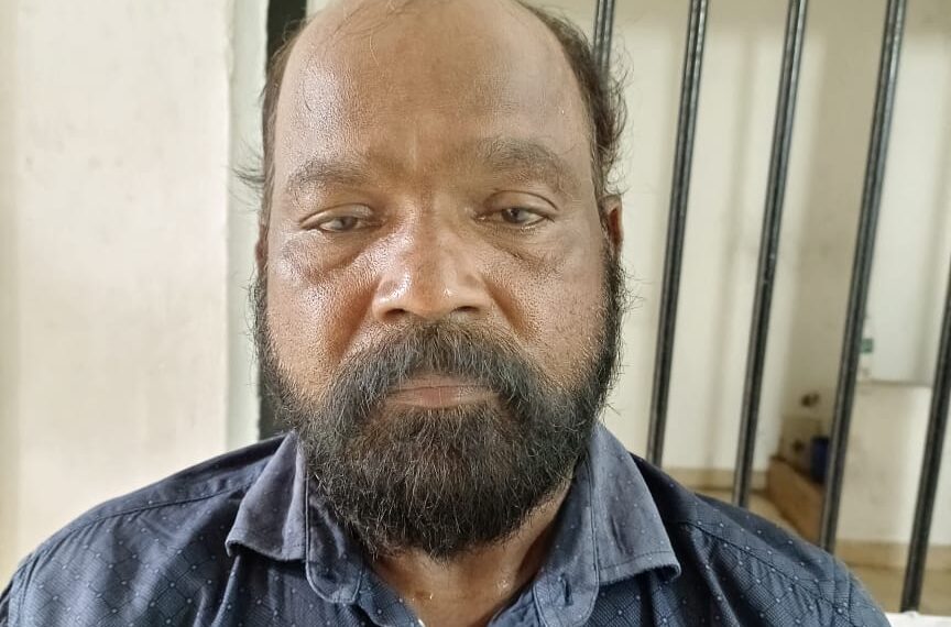 ഡ്രൈ ഡേയില്‍ മദ്യക്കച്ചവടം നടത്തുന്നതിനായി വീട്ടില്‍ മദ്യം സൂക്ഷിച്ചിരുന്നയാള്‍ പിടിയില്‍