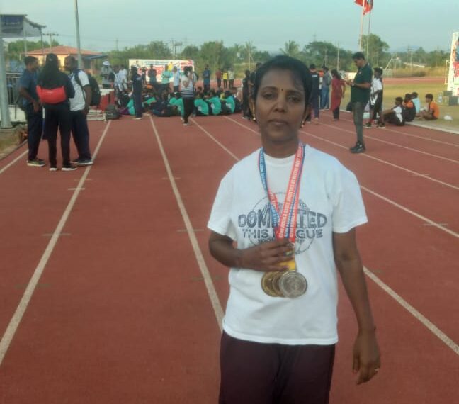 42-ാം കേരള മാസ്‌റ്റേഴ്‌സ് അത്‌ലറ്റിക് സ്‌റ്റേറ്റ് ചാമ്പ്യന്‍ഷിപ്പ് മത്സരത്തില്‍ ജില്ലയെ പ്രതിനിധീകരിച്ച തൃക്കൂര്‍ സ്വദേശിനിക്ക് തിളക്കമാര്‍ന്ന നേട്ടം