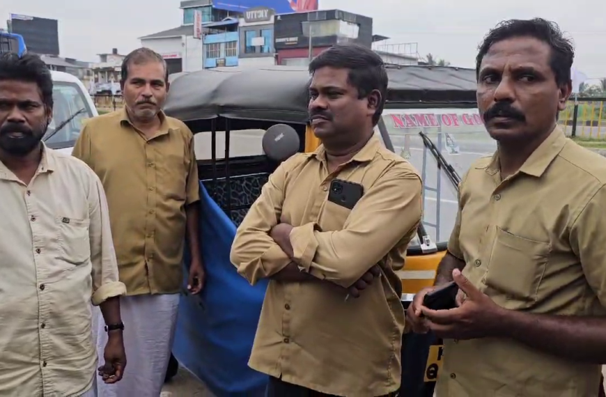 സ്വര്‍ണാഭരണങ്ങളടങ്ങിയ ബാഗ് ഓട്ടോറിക്ഷയില്‍ നിന്നും വീണുപോയത് കണ്ട മറ്റൊരു ഓട്ടോ ഡ്രൈവര്‍ ഉടമയെ കണ്ടെത്തി തിരിച്ചേല്‍പ്പിച്ച് മാതൃകയായി