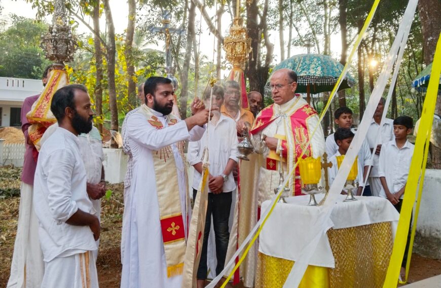 അമ്പനോളി സെന്റ് ജോര്‍ജ് പള്ളിയില്‍ വിശുദ്ധ സെബസ്ത്യാനോസിന്റെ തിരുനാളിന് കൊടിയേറി