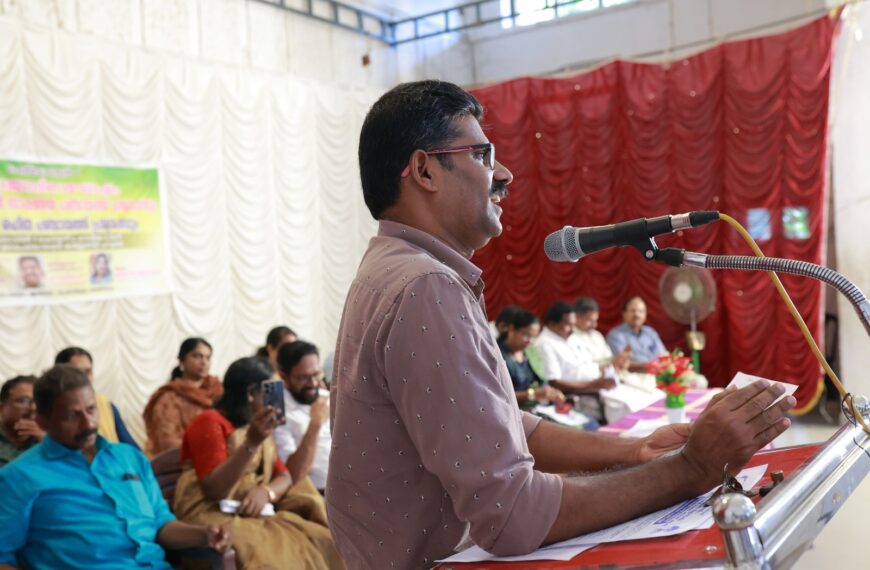 കൊടകര ഗ്രാമപഞ്ചായത്തിനെ ജില്ലയിലെ ആദ്യത്തെ അതിദരിദ്ര രഹിത ഗ്രാമപഞ്ചായത്തായി പ്രഖ്യാപിച്ചു