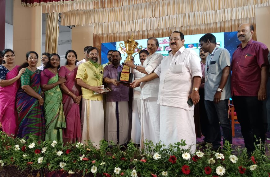 മാലിന്യ സംസ്‌കരണ പ്രവര്‍ത്തനങ്ങള്‍ക്ക് ജില്ലയിലെ മികച്ച ഗ്രാമപഞ്ചായത്തിനുള്ള ഒന്നാം സ്ഥാനം കൊടകര പഞ്ചായത്തിന് ലഭിച്ചു