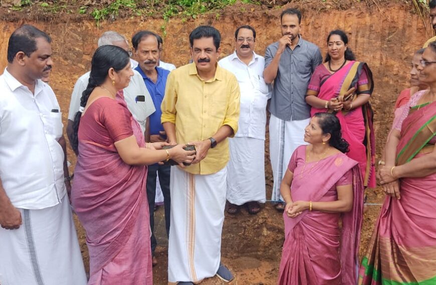 തൃക്കൂര്‍ ഗ്രാമപഞ്ചായത്തിലെ പത്താം വാര്‍ഡിലെ 49-ാം നമ്പര്‍ ജ്വാല അംഗന്‍വാടിയുടെ നിര്‍മ്മാണോദ്ഘാടനം നടത്തി