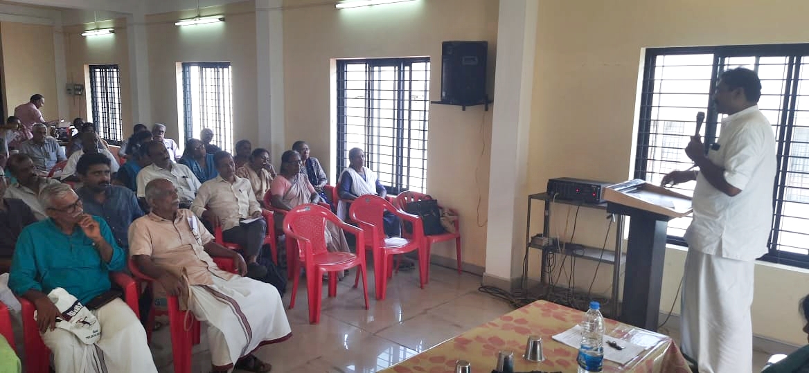 കേരള ജൈവകര്‍ഷക സമിതി ജില്ല സമ്മേളനം ആളൂര്‍ പഞ്ചായത്ത് പ്രസിഡന്റ് കെ.ആര്‍. ജോജോ ഉദ്ഘാടനം ചെയ്തു