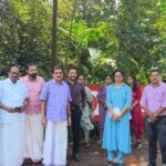 പുതുക്കാട് മുപ്ലിയം ഇഞ്ചക്കുണ്ട് കോടാലി റോഡിന്റെ നവീകരണത്തിനു മുന്നോടിയായി കെ.കെ. രാമചന്ദ്രന്‍ എംഎല്‍എയുടെ സാന്നിധ്യത്തില്‍ കിഫ്ബിയുടെയും ബന്ധപ്പെട്ട വകുപ്പുകളുടെയും സംയുക്ത പരിശോധന നടത്തി