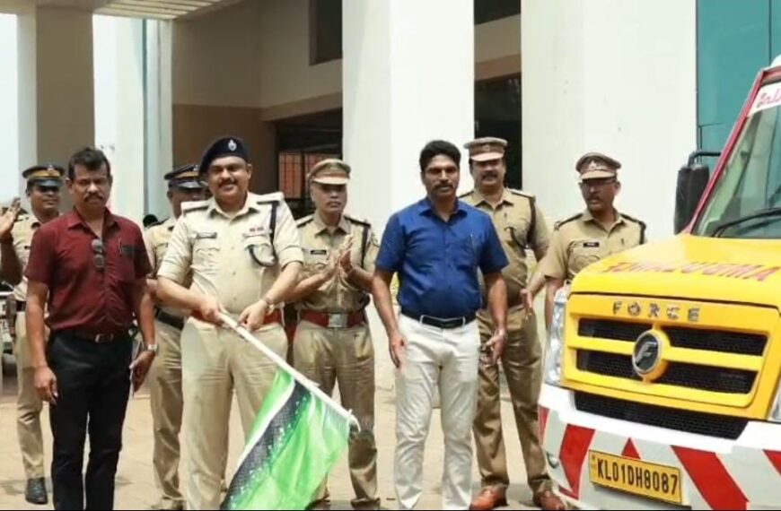 സർക്കാരിന്റെ പ്ലാൻ സ്കീം: തൃശ്ശൂർ റൂറലിന് പുതിയ വാഹനങ്ങൾ; ഫ്ലാഗ് ഓഫ് ചെയ്ത് ജില്ലാ പൊലീസ് മേധാവി ബി. കൃഷ്ണകുമാർ