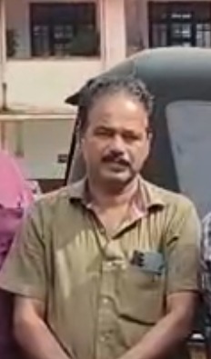 ഓട്ടോറിക്ഷയിൽ 24 മണിക്കൂറും മദ്യവിൽപ്പന; പഴയന്നൂരിൽ 41 കുപ്പി വിദേശമദ്യവുമായി ആലത്തൂർ സ്വദേശി പിടിയിൽ