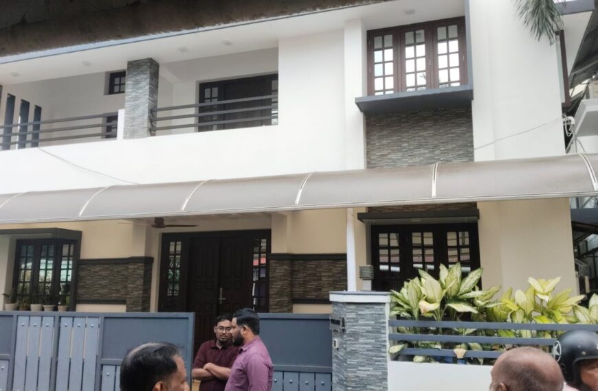 അടച്ചിട്ട വീട്ടില്‍ നിന്നും 55 പവന്‍ കവര്‍ന്നു