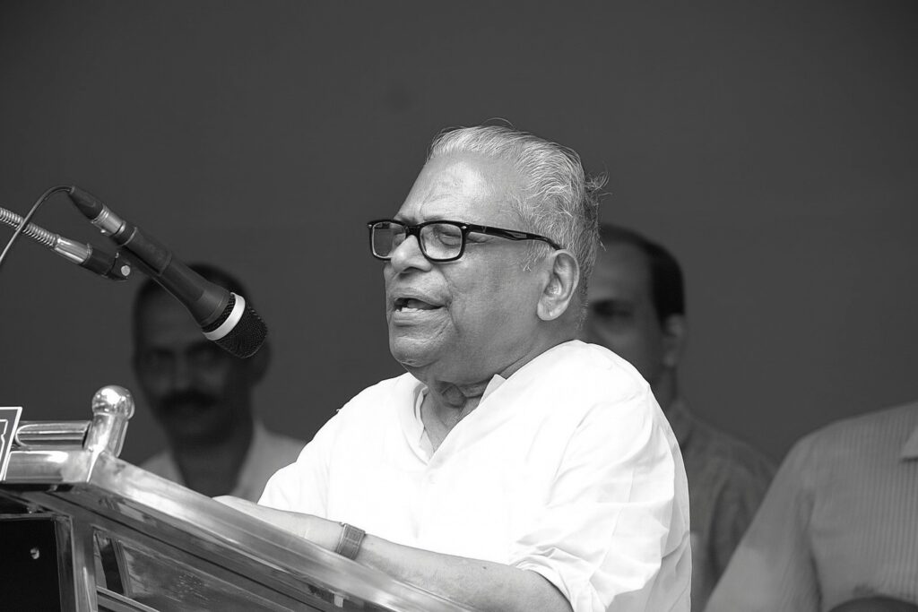 പോരാട്ടങ്ങളുടെ ഓർമയിൽ വി.എസ്; കേരള രാഷ്ട്രീയത്തിന്റെ സമരനായകന് ഇന്ന് 103-ാം ജന്മവാർഷികം!